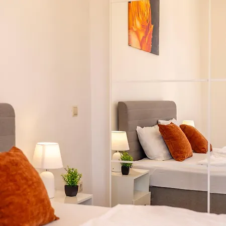 N' Sweet 4bedroom W' Balcony Budapest