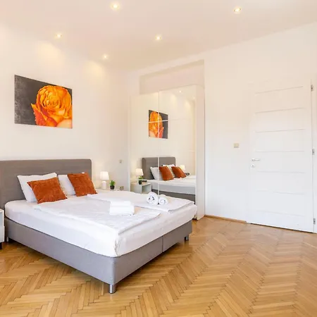 Apartman N' Sweet 4bedroom W' Balcony *