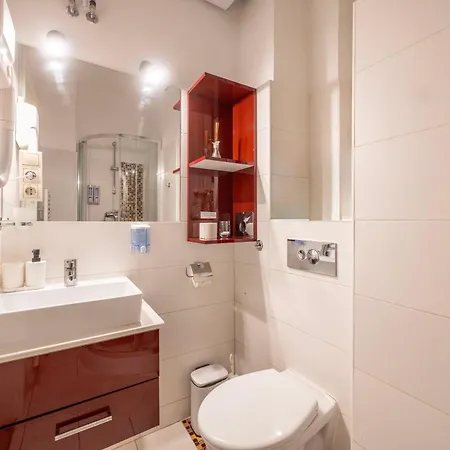 N' Sweet 4bedroom W' Balcony شقة بودابست