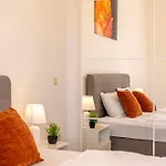 N' Sweet 4bedroom W' Balcony Budapest