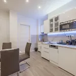Appartamento N' Sweet 4bedroom W' Balcony Budapest