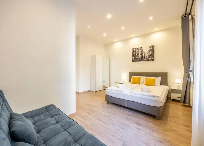 N' Sweet 4bedroom W' Balcony * Budapest