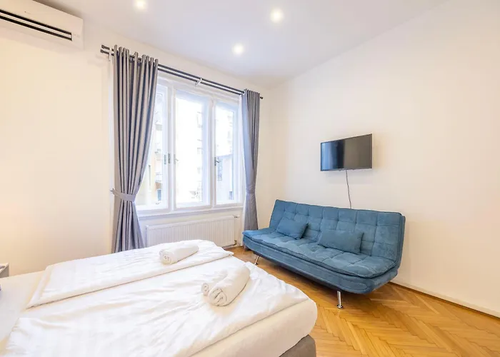 N' Sweet 4bedroom W' Balcony Lejlighed