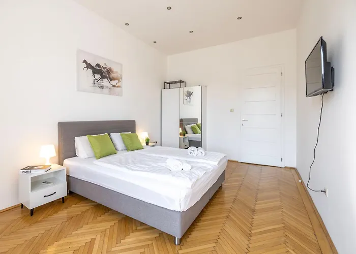 N' Sweet 4bedroom W' Balcony *