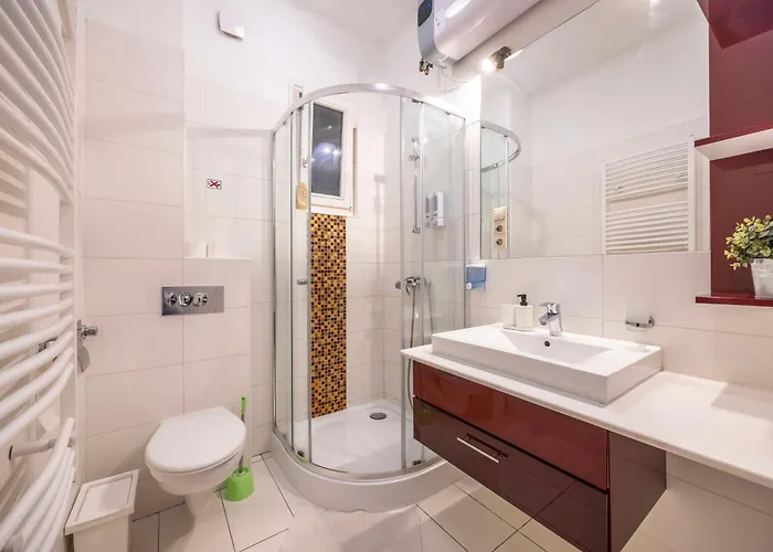 Appartamento N' Sweet 4bedroom W' Balcony